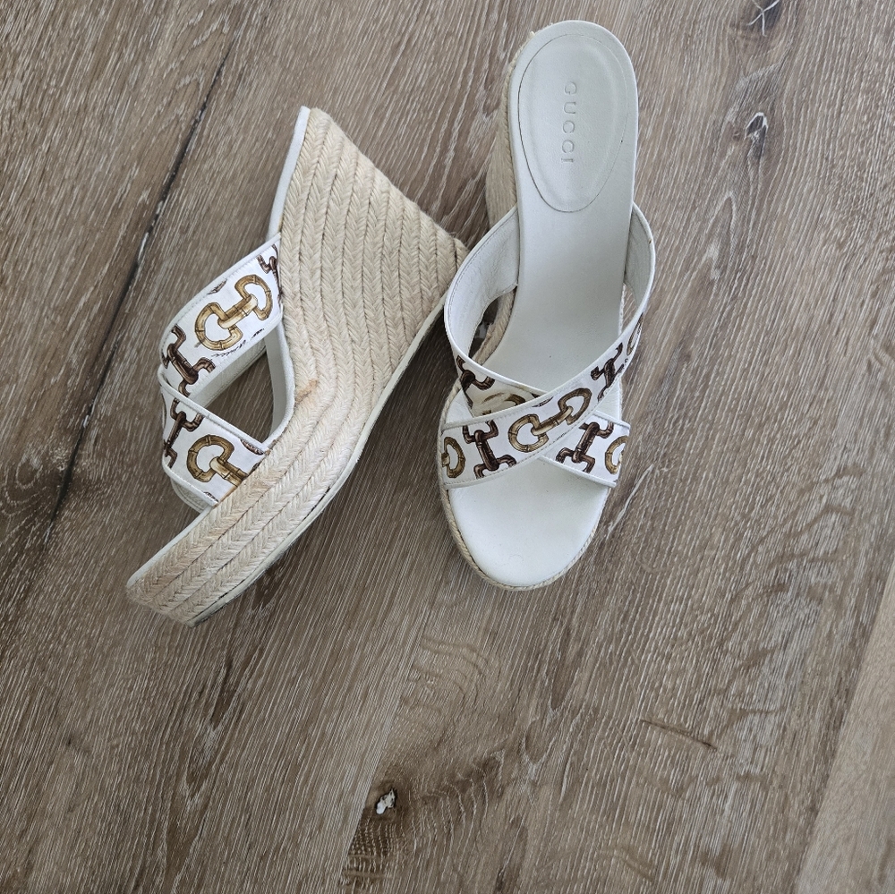 Gucci Women's White and Brown Platform Sandals - Picture 7 of 12
